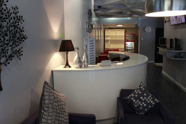 リーズ イン マラーテ