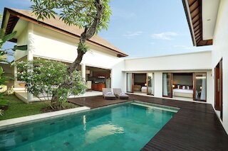 ウパラ ヴィラ & スパ ウマラス