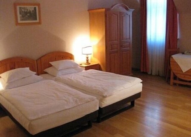 ホテル カロリン