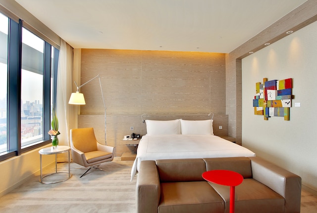 ワン ファーラー  ホテル