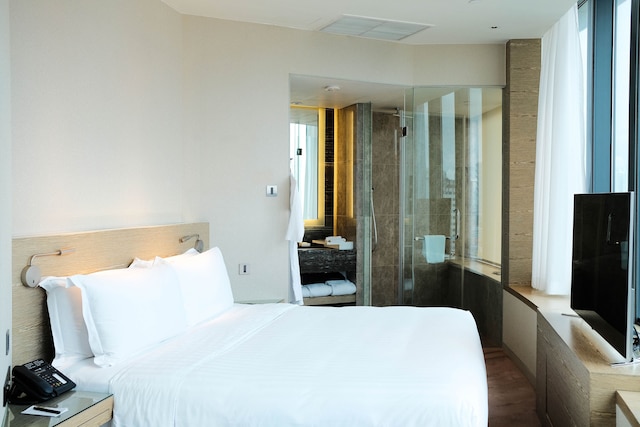 ワン ファーラー  ホテル