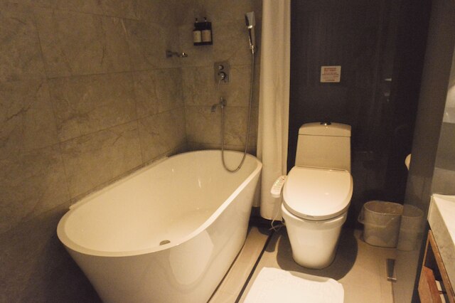 Newful Hotel (新麗旅店)