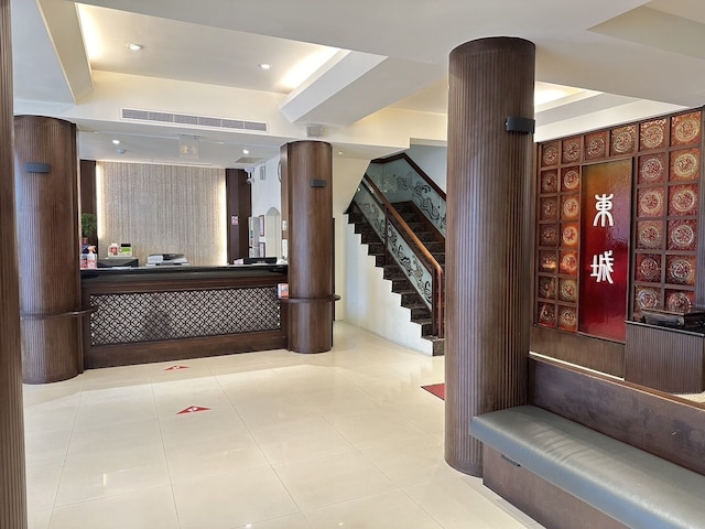 イースト タウン 26 (東城商旅)