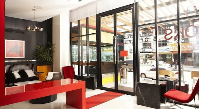 ムークス レジデンス