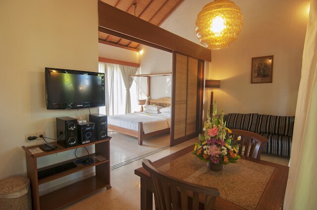 ザ ストゥディオ