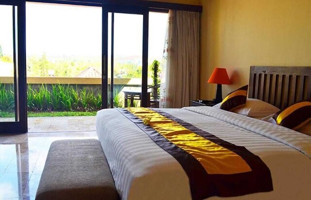 ニルマラ ホテル アンド コンベンション センター