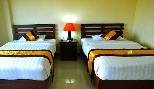 ニルマラ ホテル アンド コンベンション センター