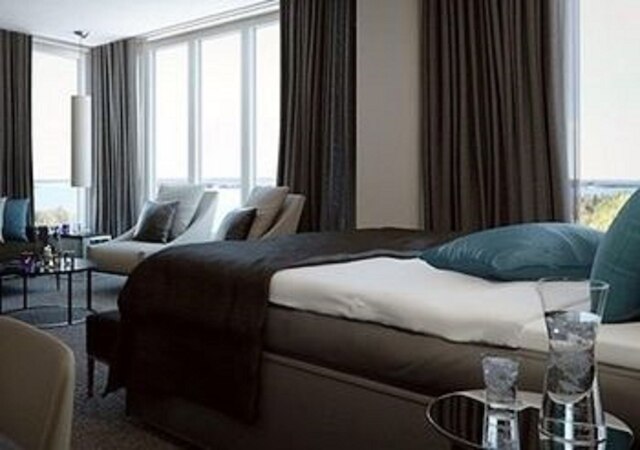 クラリオン ホテル センセ