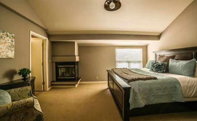 ジ イン アバブ オーク クリーク