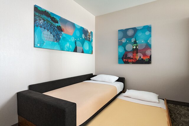 スプリングヒル スイーツ アナハイム メインゲート