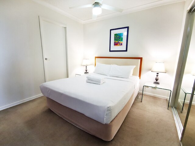 イン オン ザ パーク アパートメンツ