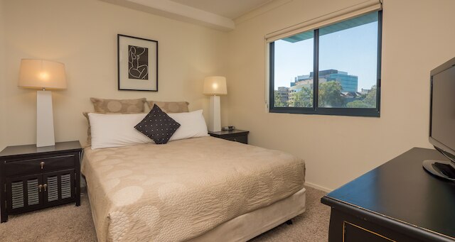 イン オン ザ パーク アパートメンツ