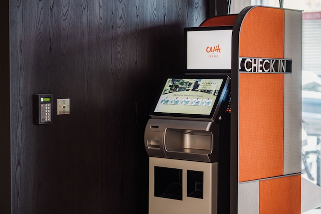 オラ ポシュテル - 台中ステーション (悦楽旅店 - 台中站前)