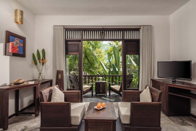 レガシー ホイアン リゾート