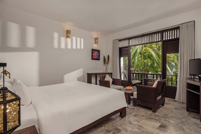 レガシー ホイアン リゾート