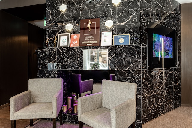 セナトール メイダン