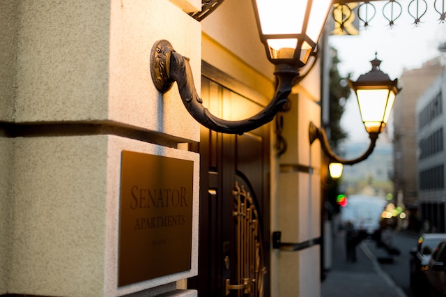 セナトール メイダン