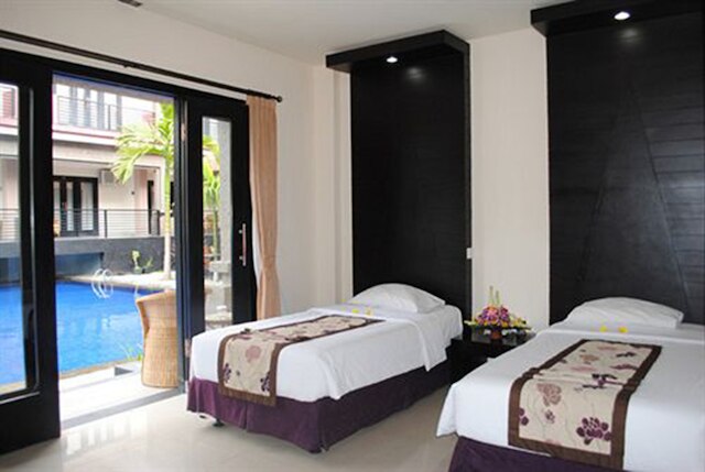 タマン ティルタ アユ