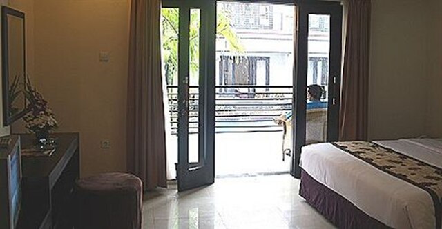 タマン ティルタ アユ