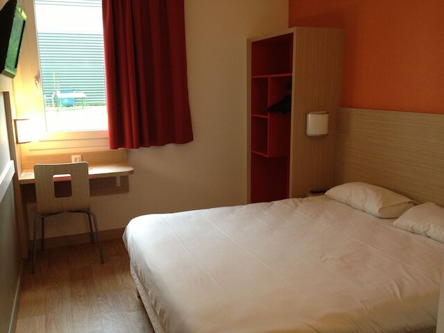 プルミエール クラス ロワシー - アエロポール CDG - ル メニル アムロ