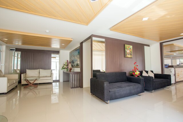 R - コン シー テラス