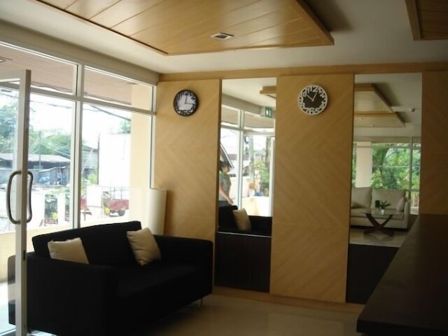 R - コン シー テラス