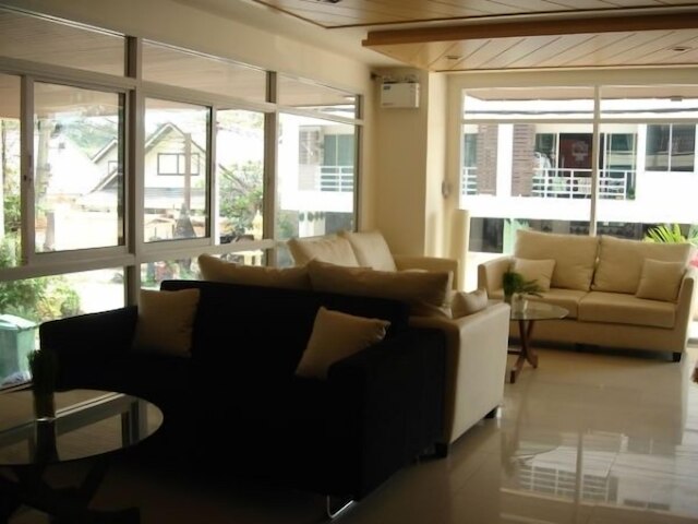 R - コン シー テラス