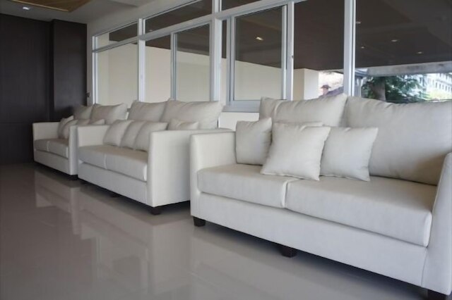 R - コン シー テラス