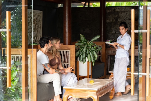 スミニャック サンクチュアリ  ヴィラ バイ イニI ヴィー ホスピタリティ