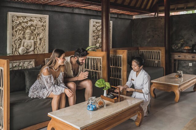 スミニャック サンクチュアリ  ヴィラ バイ イニI ヴィー ホスピタリティ