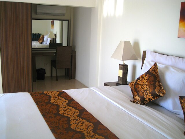 ガンガー ホテル & アパートメンツ