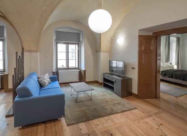 3 エポックス アパートメンツ バイ アドレズ リビング