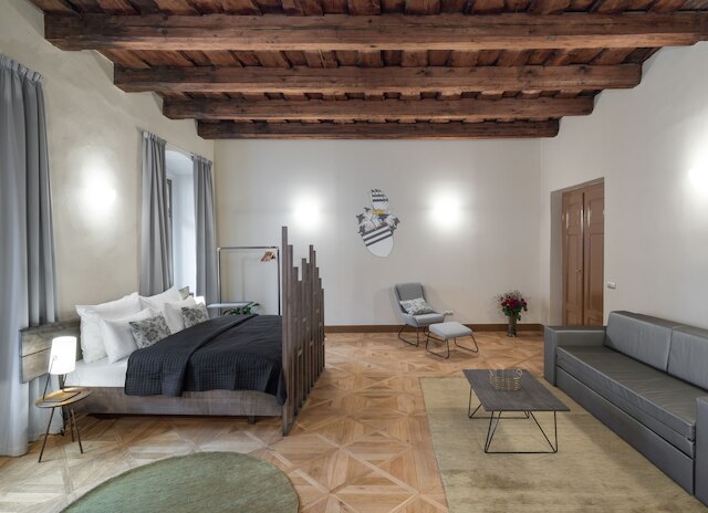 3 エポックス アパートメンツ バイ アドレズ リビング