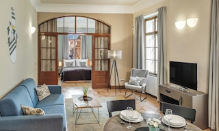 3 エポックス アパートメンツ バイ アドレズ リビング