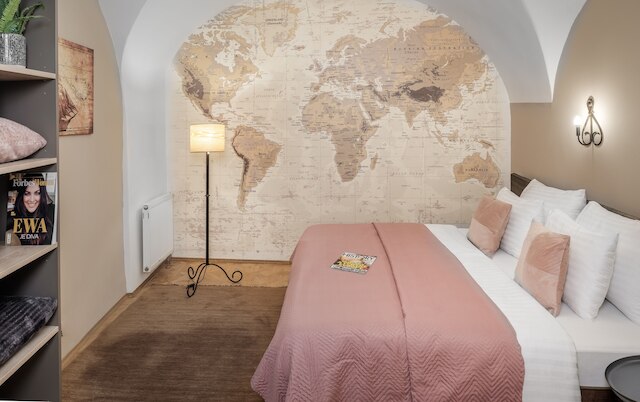 6大陸アパートメント by Adrez Living