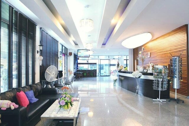 フアイ ケーオ パレス 2