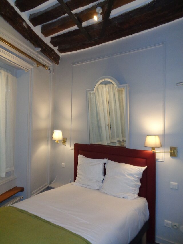 オテル レ ドゥーグレ ドゥ ノートル ダム