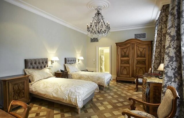 ホテル & スパ ル ブクリア ドール