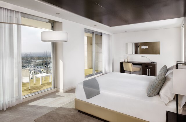 ザ リッツカールトン ヘルツリーヤ