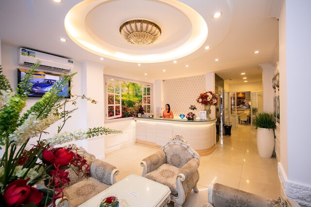 ローザ ホテル & スパ