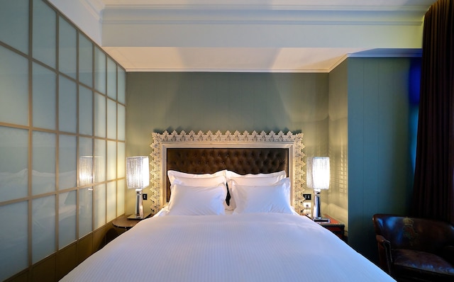 アルマ ホテル & ラウンジ