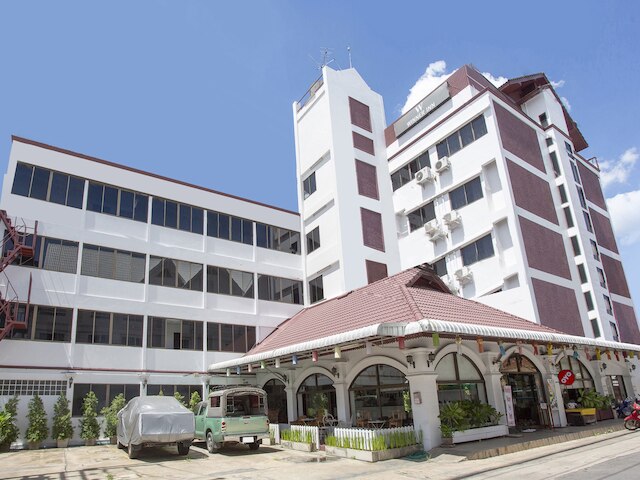 スーパー OYO 1096 ウィナー イン ホテル