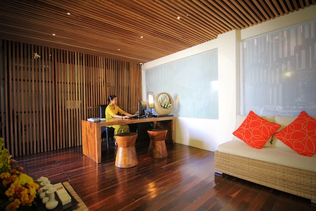 ザヘアレ - バイアスタダラ