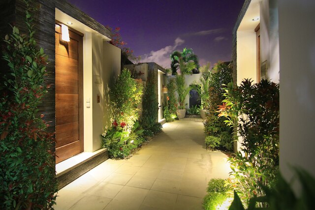 ザヘアレ - バイアスタダラ