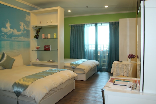 イーチ ファミリー