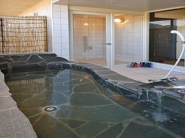 肥前　嬉野温泉　隠宿　華の雫