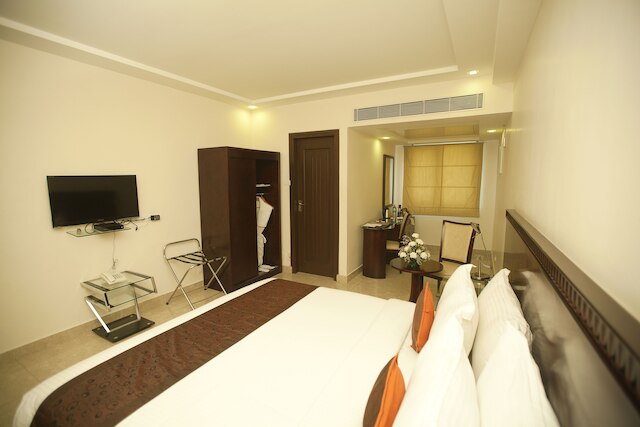 ジ アイリス ホテル