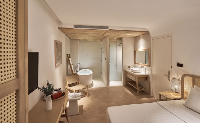 スカイ ジェム ホテル ソラ