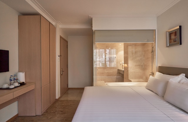 スカイ ジェム ホテル ソラ