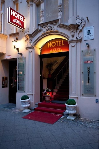 ホテル オーガスタ